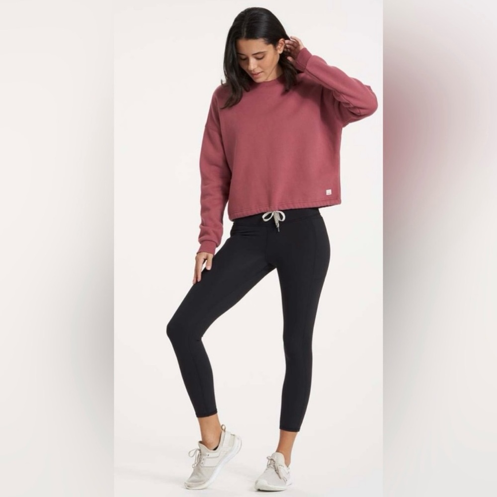 Vuori Women's Sweatshirt in Rose